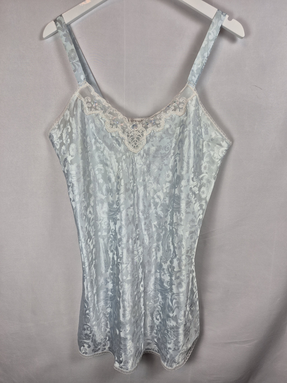 VTG 1980s Val Mode Delicate Pale Blue Lace-Trim Slip Size L
